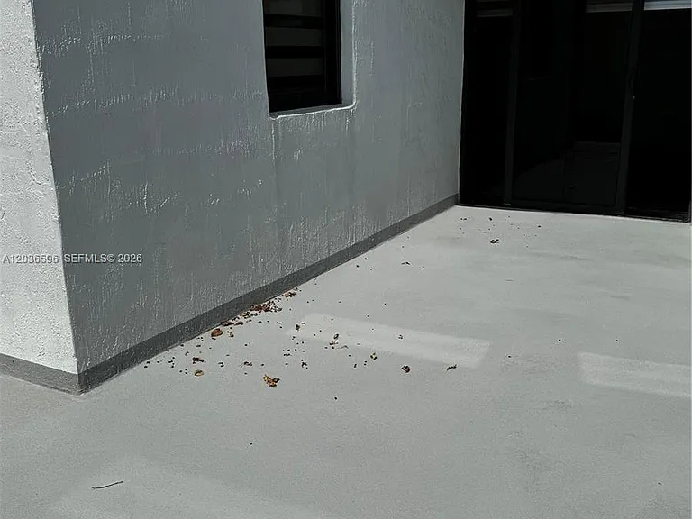 2301 SW 27th Ave #503 — Photo 23