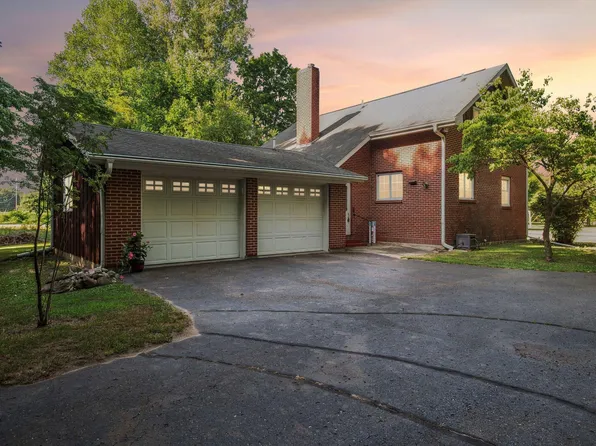 1977 Ives Rd, Leslie, MI 49251