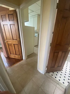 Rented by Bouklis Group | media 11