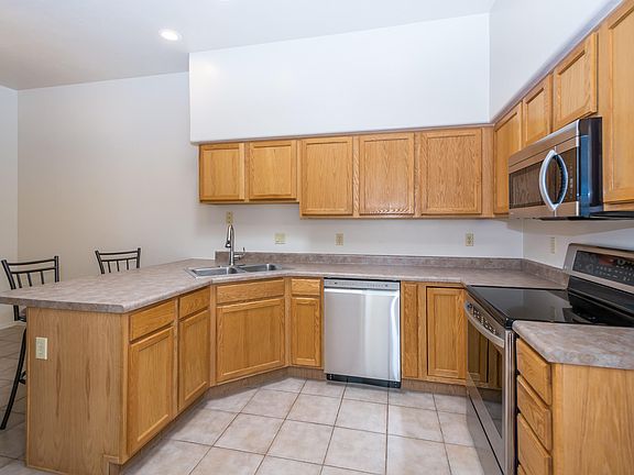 5th image of 8129 N Peppersauce Dr