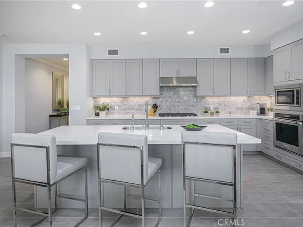 280 Buena Vida Dr #207, Brea, CA 92823