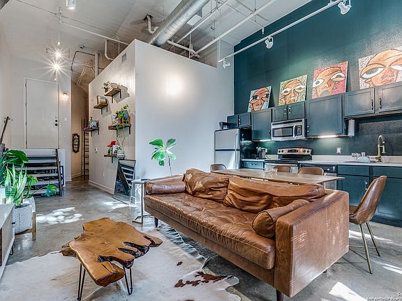 5th image of 1401 S Flores #112