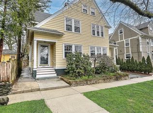 443 Wayland Ave, Providence, RI 02906