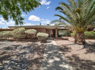 704 La Cruz Dr, El Paso, TX 79902