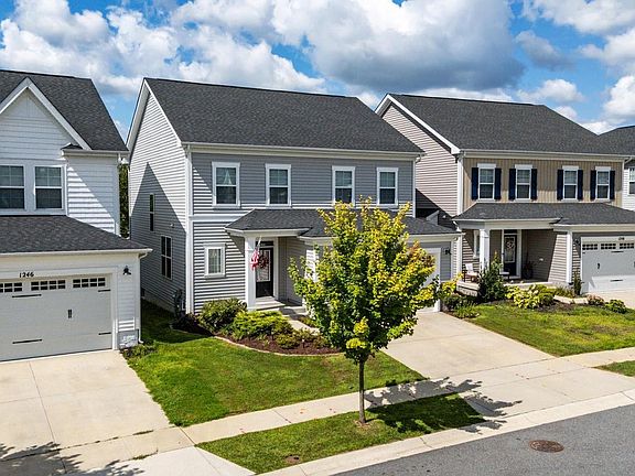 3rd image of 1248 Spanish Oak Way