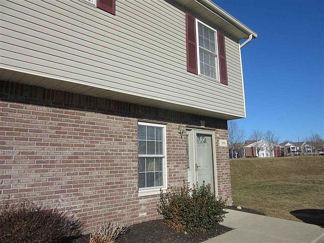1st image of 3559 S Oaklawn Cir