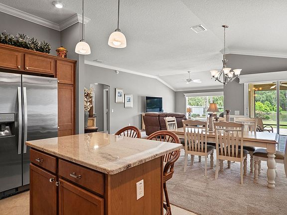 4th image of 3819 Fenster Ln