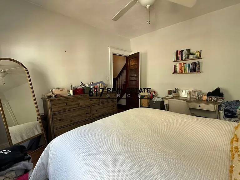 10 Dickson St — Photo 12