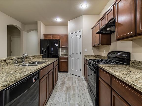 4th image of 3241 Willie Cager Pl