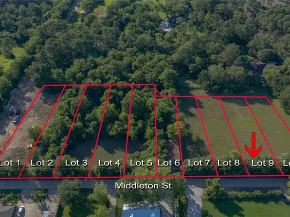 9 Middleton St, Bacliff, TX 77518