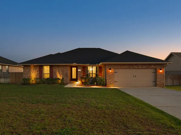 2017 Broad St, Crestview, FL 32536