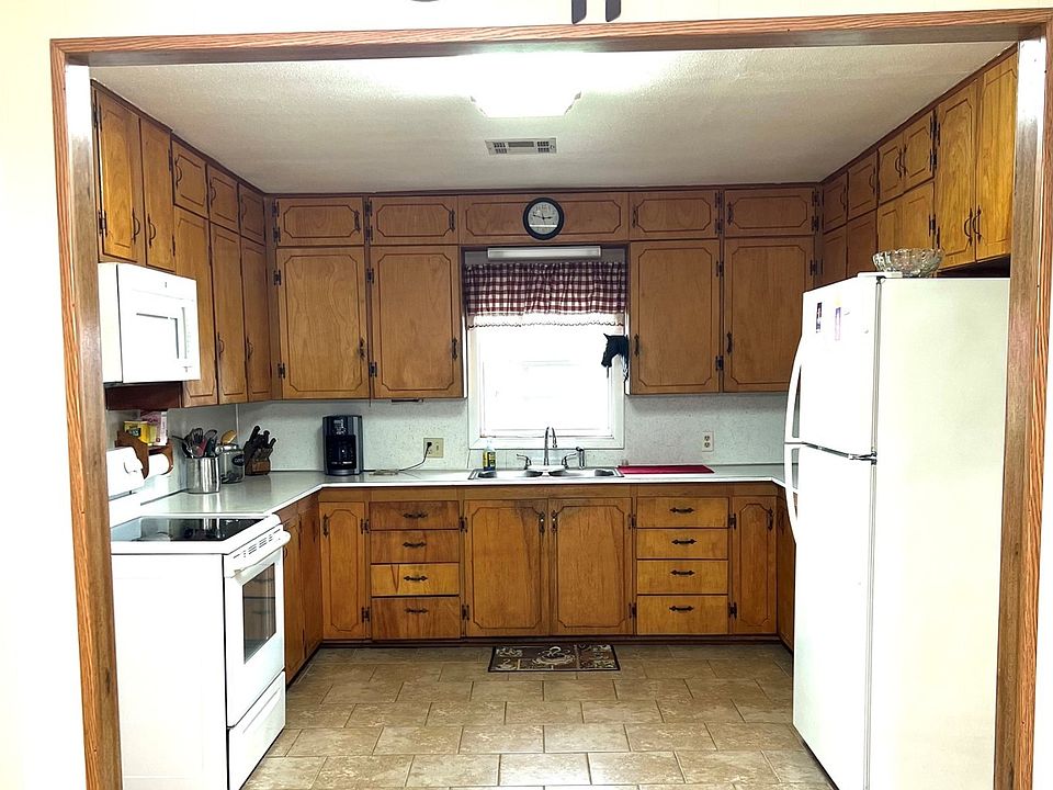 1121 Hilltop Dr, Henryetta, OK 74437 MLS 2311273 Zillow