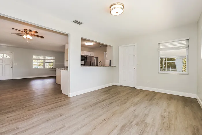 3 bed, 2.0 bath, 1707 sqft, $1,845 — Photo 4