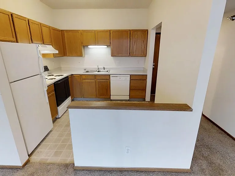 245 Sinclair Ave — Photo 46