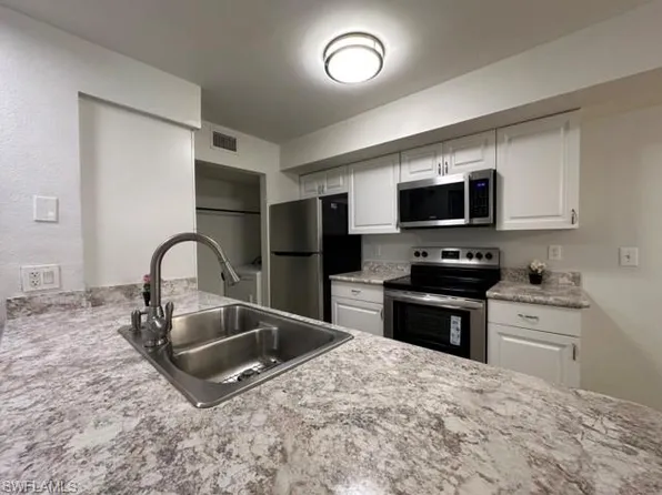 2130 Arbour Walk CIR #2717, NAPLES, FL 34109