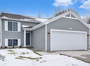 127 Mayfield Dr, Michigan City, IN 46360