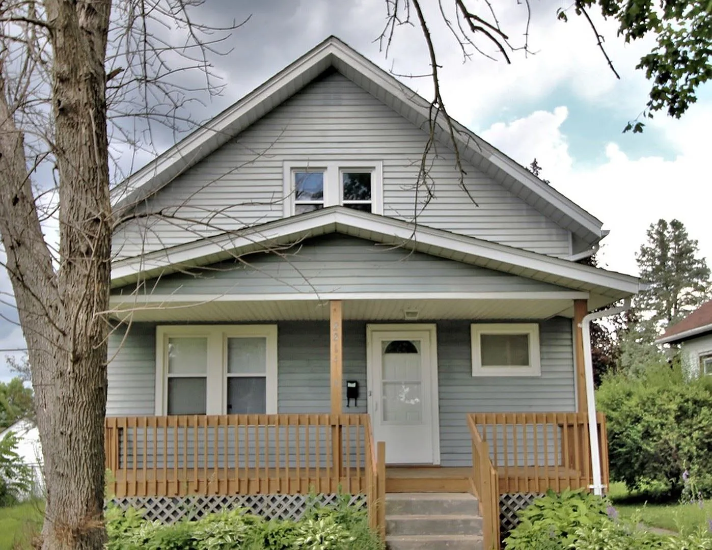 2214 12th Ave photo 1