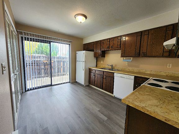 4th image of 57-63 Castle Royal Dr #65012a6fb