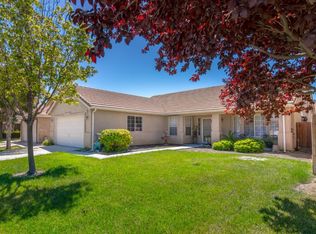 2123 Greenbriar Dr, Los Banos, CA 93635