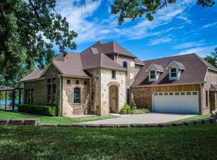 9 Hillside Dr, Wills Point, TX 75169