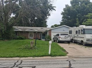 521 N Glacier Dr, Columbia, MO 65201