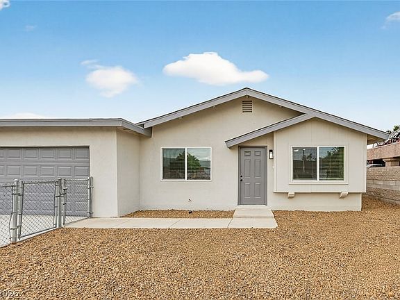 3rd image of 3651 Bear Creek Dr