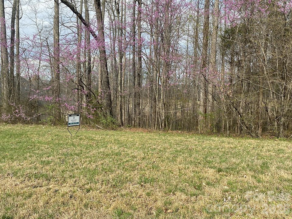 2nd image of 4075 Bob Jones Dr NE Unit 29