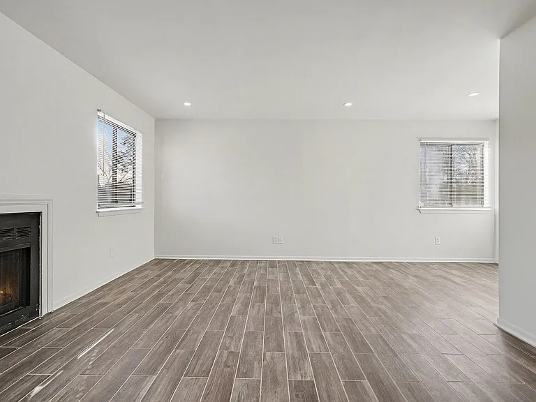 6148 Heath Ridge Ct — Photo 7
