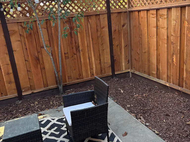 2091 Montecito Ave #2 — Photo 8