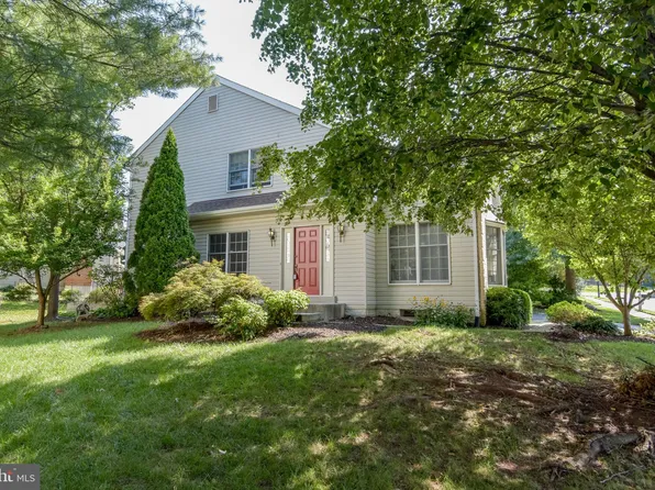 12952 Old Plains Rd, Fairfax, VA 22033