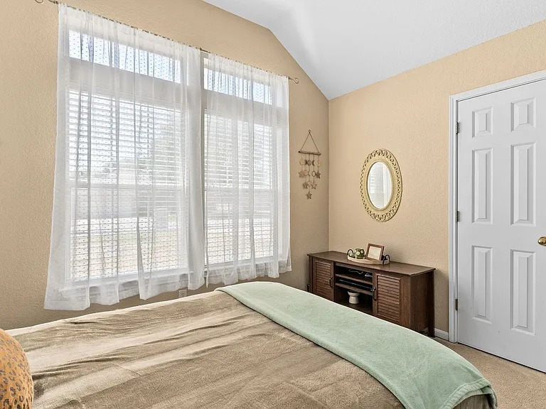 804 Woodhollow Dr — Photo 13