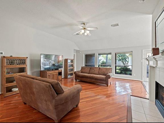 4th image of 23811 Indian Hills Way