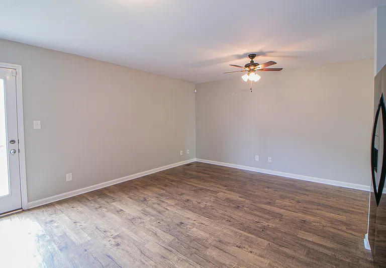 1718H Thistlewood Dr — Photo 6