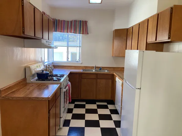 1220 Irwin St, San Rafael, CA 94901