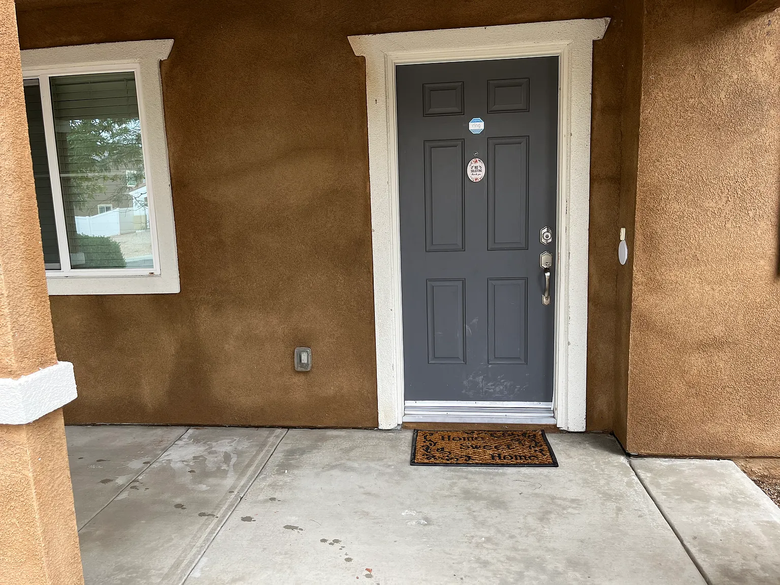 4 bed, 2424 sqft, $3,350 — Photo 3