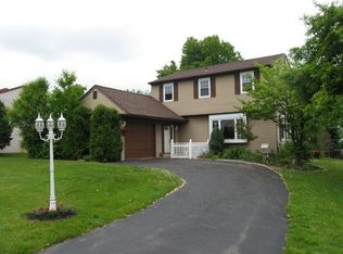 415 Bixby Cir, Harleysville, PA 19438