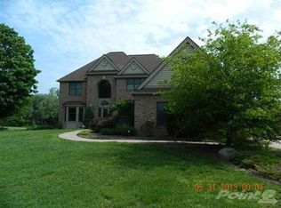 5119 Oak Hill Ct, Ann Arbor, MI