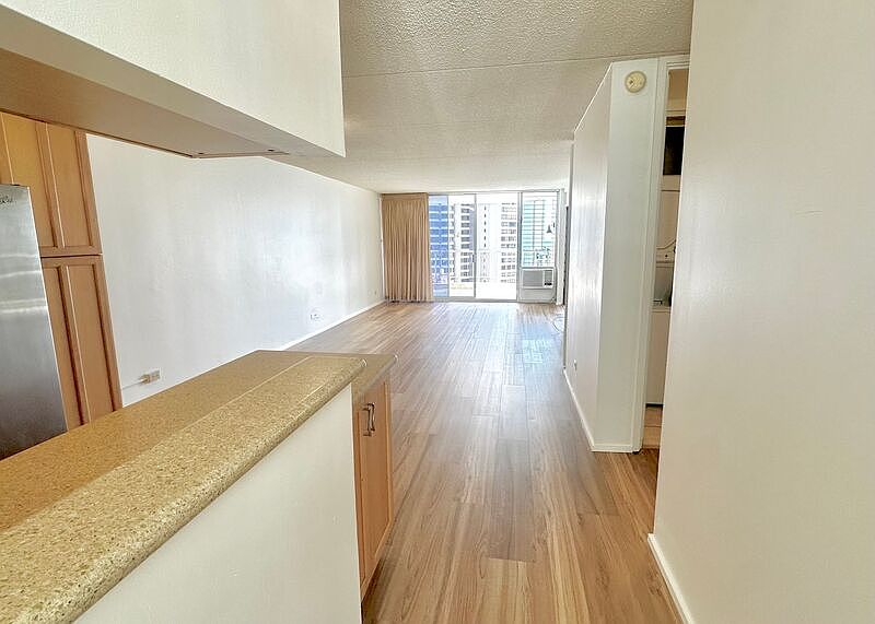 1st image of 469 Ena Rd APT 1610