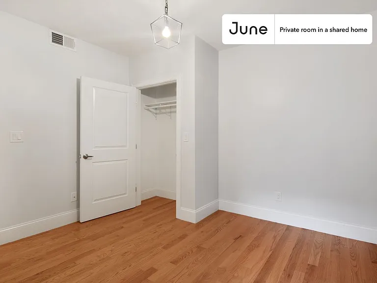 186 Kelton St #C — Photo 3