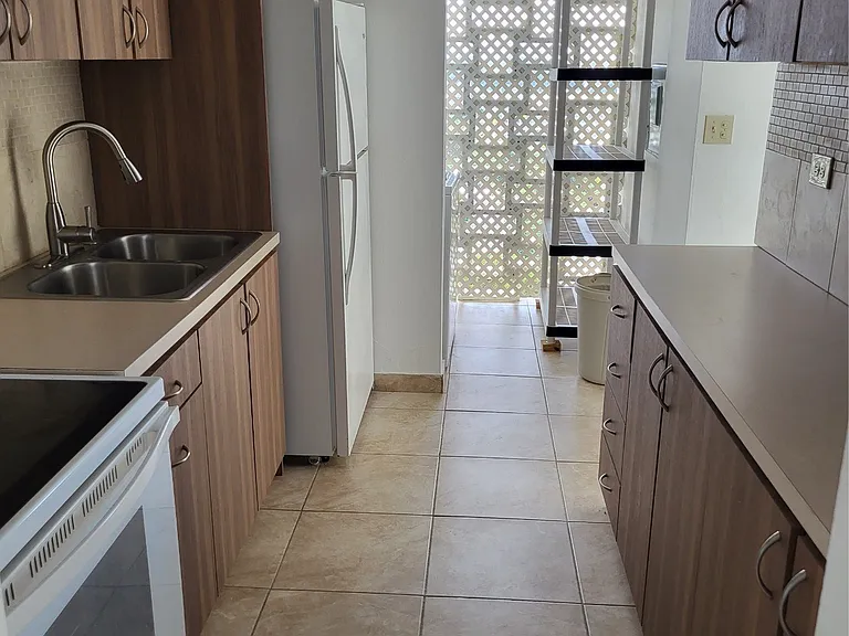 500 Calle Guayanilla — Photo 3