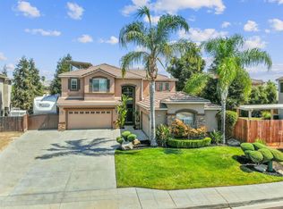 2481 Serena Ave, Clovis, CA 93619
