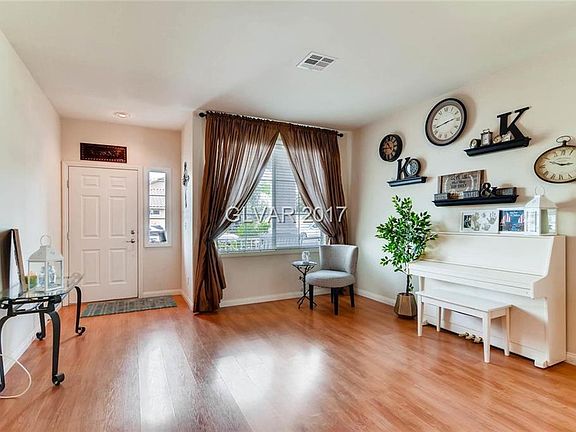 3rd image of 6023 College Park Ln