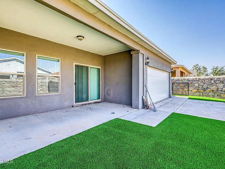 6557 Toivoa Pl — Photo 46