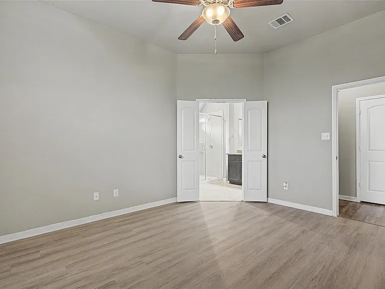 2134 Markley Dr — Photo 14