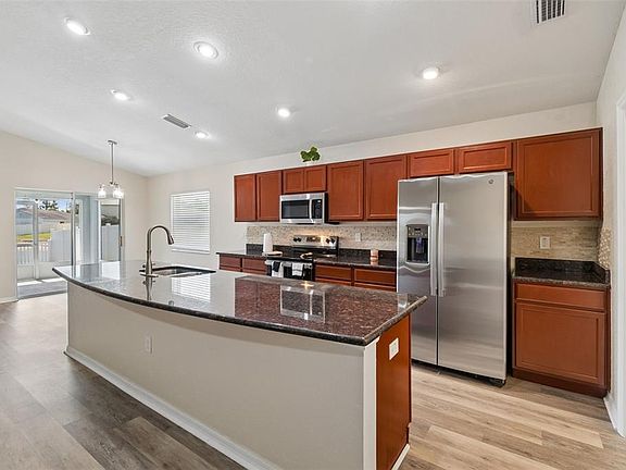 4th image of 3042 Grand Preserve Blvd