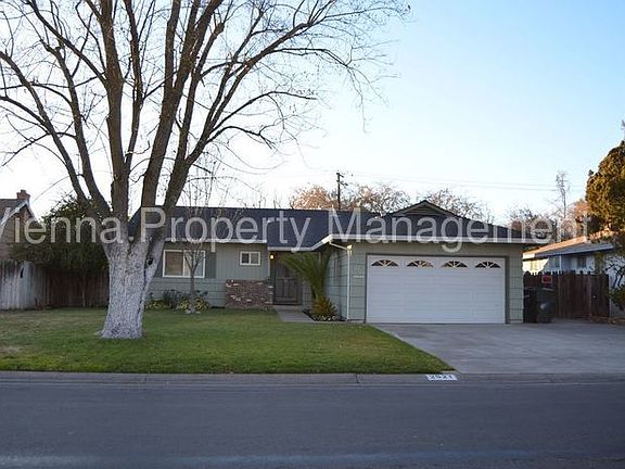2nd image of 2521 Butano Dr