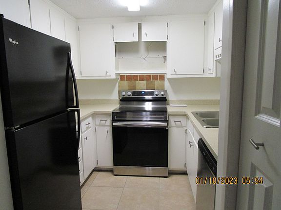 3rd image of 6503 Winona St