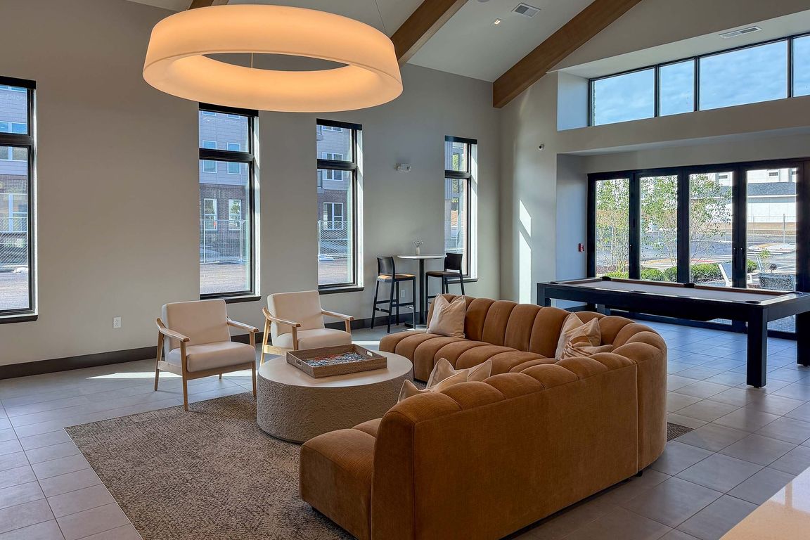 Slate Springdale Amenities
