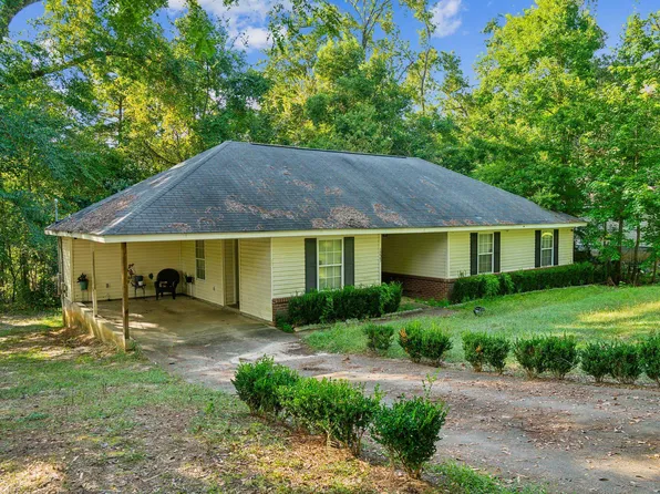 1223 Hill St, Quincy, FL 32351