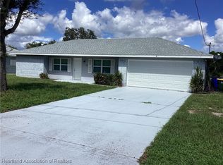 19 Mia Casa Ln, Lake Placid, FL 33852